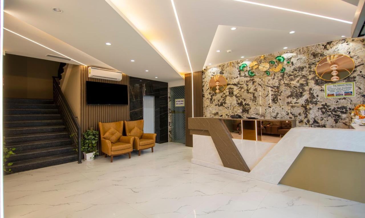 Hotel Treebo The Armani Near Igi Airport à New Delhi Extérieur photo
